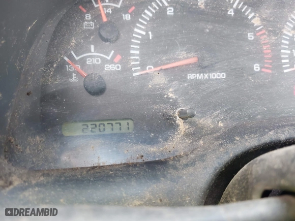 1998 Dodge Ram 1500 with VIN 1B7HF16YXWS577605, listed as a IAAI auction lot 40290315 with 220,771 mi miles. Bid and sale history available at carsss.com. Image 7.