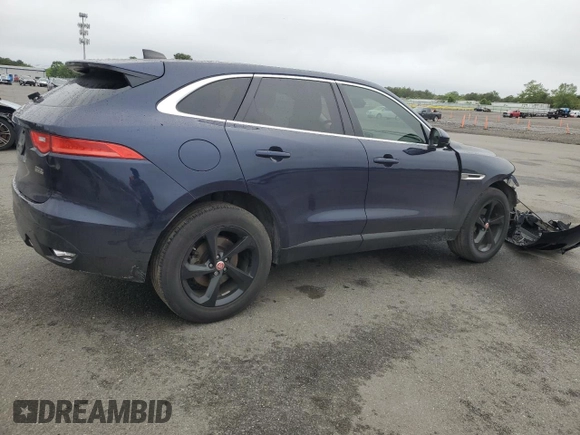 2020 Jaguar F-Pace 25t Prestige with VIN SADCK2FX3LA631612, listed as a Copart auction lot 59767335 with 47,193 mi miles and Salvage title. Bid and sale history available at DreamBid. Image 3.