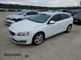 2015 Volvo V60 T5 Drive-E Premier with VIN YV140MEB9F1207616, listed as a Copart auction lot 38468934 with 0 mi miles. Bid and sale history available at carsss.com. Image 1.