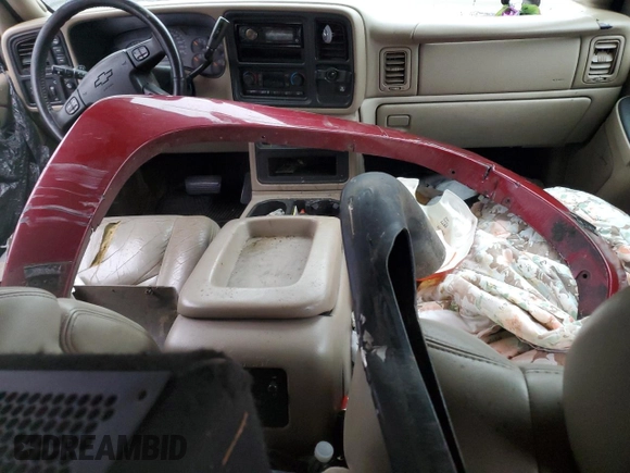 2005 Chevrolet Suburban LS with VIN 3GNFK16Z15G262541, listed as a Copart auction lot 82998944 with 0 mi miles and Salvage Title. Bid and sale history available at carsss.com. Image 8.