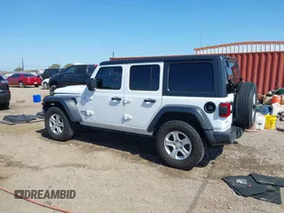 2021 Jeep Wrangler Unlimited Willys with VIN 1C4HJXDN7MW535893, listed as a IAAI auction lot 41984525 with 61,945 mi miles and . Bid and sale history available at DreamBid. Image 3.