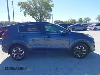 2020 Kia Sportage EX z VIN KNDPN3AC7L7781783, wystawiony jako IAAI lot #41739626 z przebiegiem 103 413 mil mil oraz . Historia ofert i sprzedaży dostępna na DreamBid. Obrazek 13.