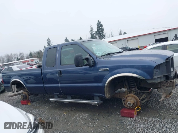 2005 Ford Super Duty F-250 XL with VIN 1FTSX21545ED39073, listed as a IAAI auction lot 41881452 with 117,709 mi miles. Bid and sale history available at carsss.com. Image 14.