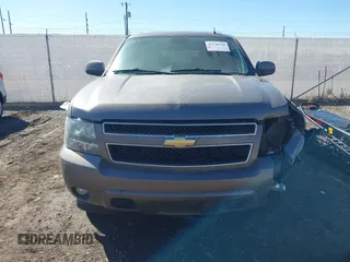 2011 Chevrolet Suburban LT with VIN 1GNSKJE34BR335361, listed as a IAAI auction lot 41736341 with 170,422 mi miles. Bid and sale history available at carsss.com. Image 13.