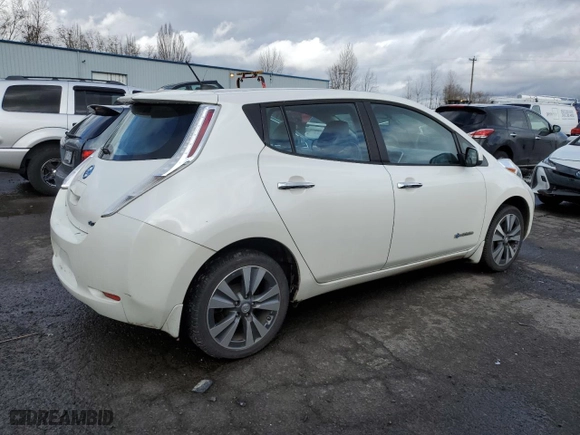 2015 Nissan LEAF SV with VIN 1N4AZ0CP9FC301558, listed as a Copart auction lot 45380735 with 67,474 mi miles and Salvage Title. Bid and sale history available at carsss.com. Image 3.