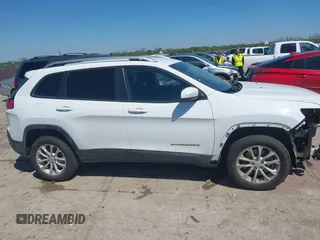 2020 Jeep Cherokee Latitude with VIN 1C4PJMCB2LD551981, listed as a IAAI auction lot 41978678 with 71,914 mi miles and . Bid and sale history available at DreamBid. Image 14.