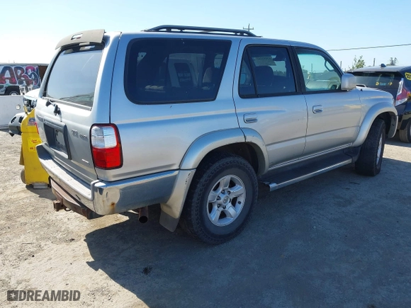 2001 Toyota 4Runner SR5 with VIN JT3HN86R010359850, listed as a IAAI auction lot 42053263 with 294,884 mi miles. Bid and sale history available at carsss.com. Image 4.