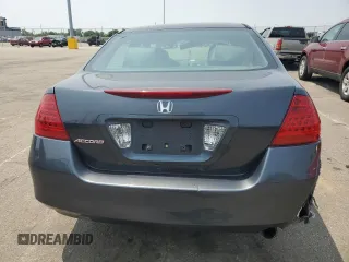 2006 Honda Accord LX SE с VIN 1HGCM56326A017435, выставлен на аукционе Copart как лот 59180725 с пробегом 214 687 миль миль и Списание • Salvage title. История ставок и продаж доступна на DreamBid. Изображение 6.