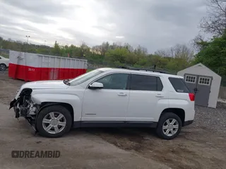 2015 GMC Terrain SLE z VIN 2GKFLWEKXF6221379, wystawiony jako IAAI lot #42073771 z przebiegiem 119 809 mil mil oraz . Historia ofert i sprzedaży dostępna na DreamBid. Obrazek 14.