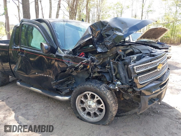 2013 Chevrolet Silverado 1500 LTZ with VIN 1GCRKTE76DZ354602, listed as a IAAI auction lot 42066451 with 81,907 mi miles and . Bid and sale history available at DreamBid. Image 6.