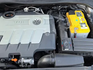 2013 Volkswagen Jetta TDI w/Sunroof & Nav with VIN 3VWPL7AJ8DM618611, listed as a Copart auction lot 71294285 with 119,650 mi miles and Clean title. Bid and sale history available at DreamBid. Image 12.