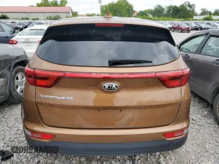 2019 Kia Sportage LX z VIN KNDPM3AC4K7617117, wystawiony jako Copart lot #59432715 z przebiegiem 150 222 mil mil oraz Czysty tytuł • Clean title. Historia ofert i sprzedaży dostępna na DreamBid. Obrazek 6.