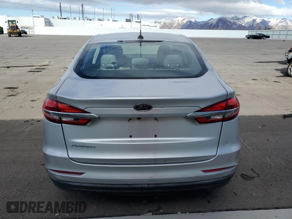 2019 Ford Fusion S with VIN 3FA6P0G71KR104255, listed as a Copart auction lot 47072525 with 69,447 mi miles and Clean Title. Bid and sale history available at carsss.com. Image 6.