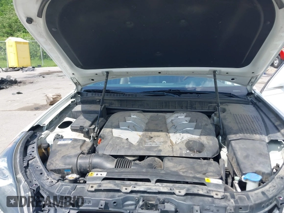 2013 Hyundai Equus Signature with VIN KMHGH4JH2DU059788, listed as a IAAI auction lot 42136278 with 68,672 mi miles and . Bid and sale history available at DreamBid. Image 10.
