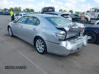 2007 Lexus LS 460 z VIN JTHBL46F875014386, wystawiony jako IAAI lot #41946333 z przebiegiem 134 574 mil mil oraz . Historia ofert i sprzedaży dostępna na DreamBid. Obrazek 3.