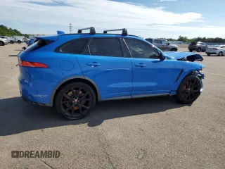 2019 Jaguar F-Pace SVR с VIN SADCZ2EE9KA615117, выставлен на аукционе Copart как лот 63616373 с пробегом 23 489 миль миль и . История ставок и продаж доступна на DreamBid. Изображение 3.