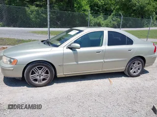 2005 Volvo S60 с VIN YV1RS592952441652, выставлен на аукционе IAAI как лот 42417094 с пробегом 174 894 миль миль и . История ставок и продаж доступна на DreamBid. Изображение 14.