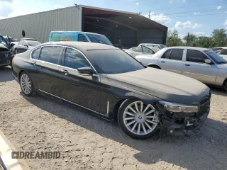 2022 BMW 7 Series 740i xDrive with VIN WBA7T4C07NCH70453, listed as a Copart auction lot 71671304 with 44,673 mi miles and Clean title. Bid and sale history available at DreamBid. Image 4.