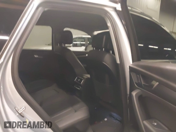 2019 Audi Q5 Premium with VIN WA1ANAFY6K2089034, listed as a IAAI auction lot 41483750 with 58,425 mi miles. Bid and sale history available at carsss.com. Image 8.
