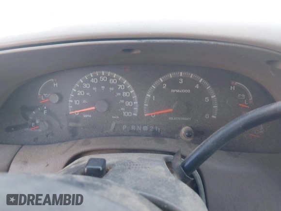 1999 Ford F-150 с VIN 1FTRX17W5XNA42082, выставлен на аукционе IAAI как лот 40599993 с пробегом Не указан миль и . История ставок и продаж доступна на DreamBid. Изображение 15.