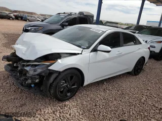 2021 Hyundai Elantra SEL with VIN 5NPLS4AG9MH024378, listed as a Copart auction lot 45243685 with 39,560 mi miles and Salvage Title. Bid and sale history available at carsss.com. Image 1.