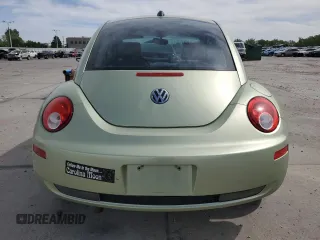 2008 Volkswagen Beetle S z VIN 3VWRW31C48M510132, wystawiony jako Copart lot #56692935 z przebiegiem 125 154 mil mil oraz Szkody całkowita. Historia ofert i sprzedaży dostępna na DreamBid. Obrazek 6.