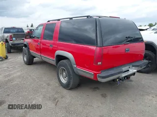 1996 Chevrolet Suburban with VIN 1GNGK26J6TJ327156, listed as a IAAI auction lot 41858544 with 195,532 mi miles. Bid and sale history available at carsss.com. Image 3.