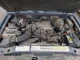 2000 Ford Explorer with VIN 1FMZU64PXYZA85549, listed as a IAAI auction lot 42439504 with 141,315 mi miles and . Bid and sale history available at DreamBid. Image 10.