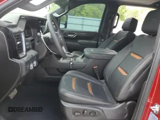 2024 GMC Sierra 2500HD AT4 z VIN 1GT49PEY8RF329909, wystawiony jako Copart lot #53800615 z przebiegiem 12 863 mil mil oraz Szkoda całkowita • Salvage title. Historia ofert i sprzedaży dostępna na DreamBid. Obrazek 7.