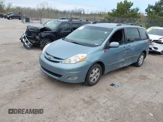 2008 Toyota Sienna XLE with VIN 5TDZK22C38S105354, listed as a IAAI auction lot 42191368 with 115,711 mi miles and . Bid and sale history available at DreamBid. Image 1.