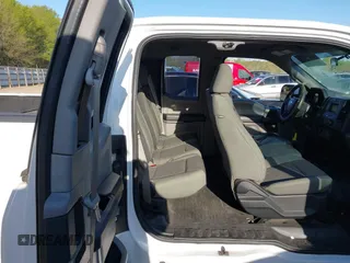 2016 Ford F-150 XL with VIN 1FTEX1CP9GFA58650, listed as a IAAI auction lot 42036538 with 104,698 mi miles and . Bid and sale history available at carsss.com. Image 8.