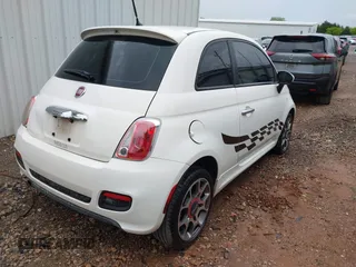 2013 FIAT 500 Sport z VIN 3C3CFFBR2DT615527, wystawiony jako IAAI lot #42087049 z przebiegiem 94 577 mil mil oraz . Historia ofert i sprzedaży dostępna na DreamBid. Obrazek 4.