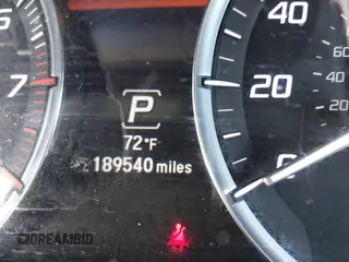 2015 Acura MDX Tech Pkg with VIN 5FRYD4H48FB026490, listed as a IAAI auction lot 41791560 with 190,000 mi miles. Bid and sale history available at carsss.com. Image 15.