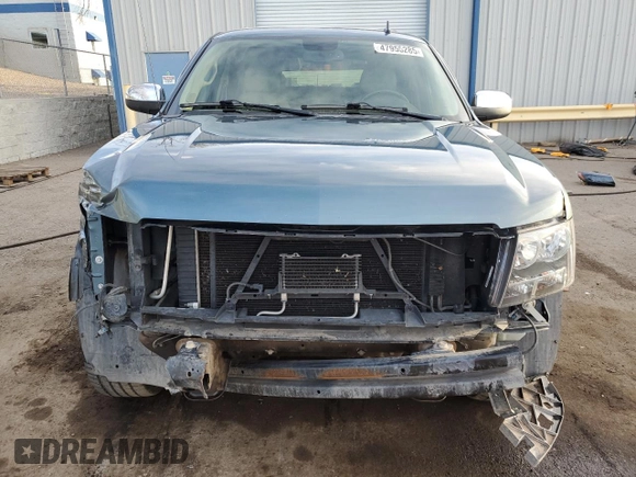 2010 Chevrolet Avalanche LT with VIN 3GNNCFE0XAG224812, listed as a Copart auction lot 47955285 with 163,402 mi miles and Salvage Title. Bid and sale history available at carsss.com. Image 5.