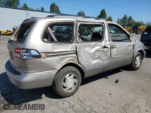 2002 Toyota Sienna LE with VIN 4T3ZF13C32U463654, listed as a Copart auction lot 68852404 with 199,094 mi miles and Salvage Title. Bid and sale history available at carsss.com. Image 3.
