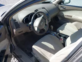 2005 Nissan Altima SL z VIN 1N4AL11D65N437326, wystawiony jako IAAI lot #42036878 z przebiegiem Nie podano mil oraz . Historia ofert i sprzedaży dostępna na DreamBid. Obrazek 5.