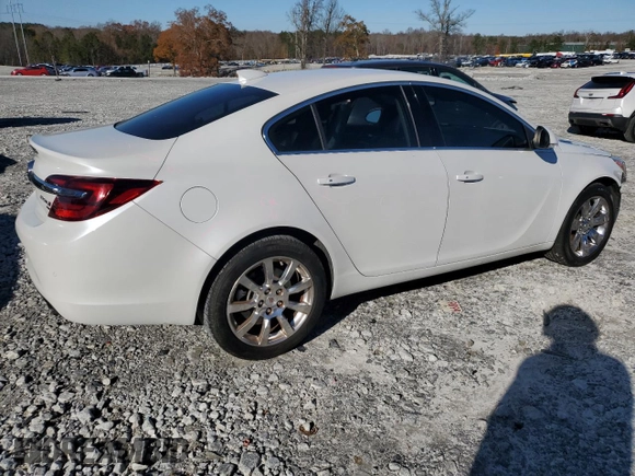 2016 Buick Regal Premium II with VIN 2G4GT5GX1G9204243, listed as a Copart auction lot 84461224 with 110,354 mi miles and Salvage Title. Bid and sale history available at carsss.com. Image 3.