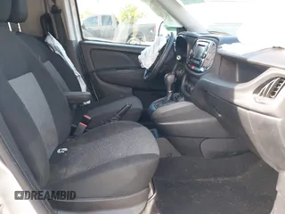 2019 Ram ProMaster City Cargo Tradesman z VIN ZFBHRFAB4K6M59840, wystawiony jako IAAI lot #41841849 z przebiegiem 203 355 mil mil oraz . Historia ofert i sprzedaży dostępna na DreamBid. Obrazek 5.