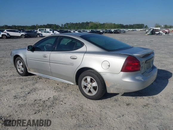 2007 Pontiac Grand Prix with VIN 2G2WP552071153266, listed as a IAAI auction lot 41986172 with 227,909 mi miles. Bid and sale history available at carsss.com. Image 3.