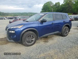2022 Nissan Rogue S z VIN 5N1BT3AB2NC707314, wystawiony jako Copart lot #54425105 z przebiegiem 48 223 mil mil oraz Szkoda całkowita • Salvage title. Historia ofert i sprzedaży dostępna na DreamBid. Obrazek 1.