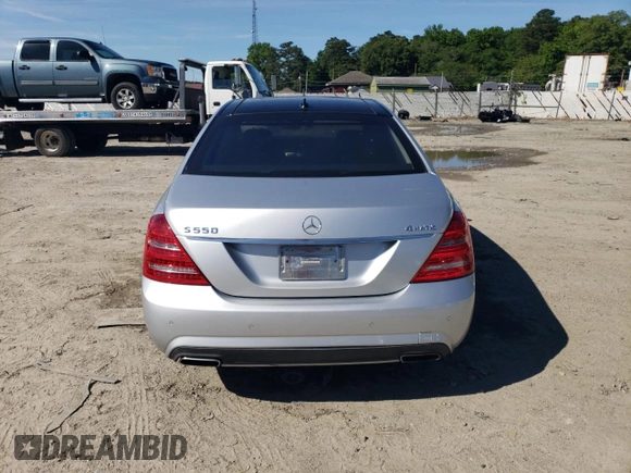 2012 Mercedes-Benz S 550 z VIN WDDNG9EB8CA446904, wystawiony jako Copart lot #57707575 z przebiegiem 146 185 mil mil oraz Szkoda całkowita • Salvage title. Historia ofert i sprzedaży dostępna na DreamBid. Obrazek 6.