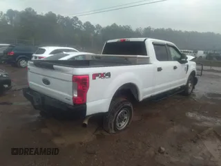 2019 Ford F-250 XL с VIN 1FT7W2B65KEE88605, выставлен на аукционе IAAI как лот 42102647 с пробегом 126 369 миль миль и . История ставок и продаж доступна на DreamBid. Изображение 4.