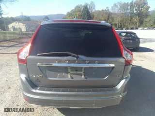 2017 Volvo XC60 Inscription with VIN YV440MDU0H2207703, listed as a IAAI auction lot 40400202 with 49,387 mi miles. Bid and sale history available at carsss.com. Image 17.