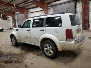 2010 Dodge Nitro SXT z VIN 1D4PT5GK8AW158064, wystawiony jako Copart lot #84274974 z przebiegiem 202 668 mil mil oraz Czysty tytuł • Clean title. Historia ofert i sprzedaży dostępna na DreamBid. Obrazek 2.