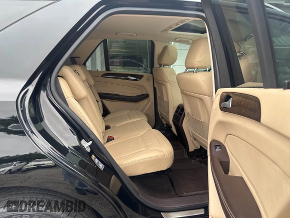 2016 Mercedes-Benz GLE 350 with VIN 4JGDA5HB2GA751053, listed as a IAAI auction lot 42632182 with 158,790 mi miles and . Bid and sale history available at DreamBid. Image 8.