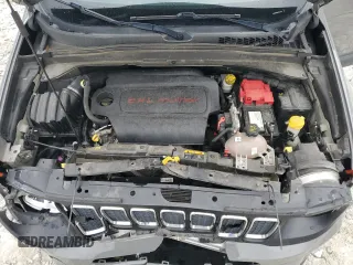 2019 Jeep Renegade Upland z VIN ZACNJBAB3KPK37977, wystawiony jako Copart lot #54416865 z przebiegiem 89 502 mil mil oraz Szkoda całkowita • Salvage title. Historia ofert i sprzedaży dostępna na DreamBid. Obrazek 12.