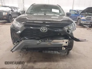 2021 Toyota RAV4 LE with VIN 2T3G1RFV6MC171289, listed as a IAAI auction lot 41380459 with 42,220 mi miles. Bid and sale history available at carsss.com. Image 6.