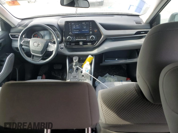 2022 Toyota Highlander LE z VIN 5TDBZRBHXNS566239, wystawiony jako Copart lot #49960015 z przebiegiem 47 997 mil mil oraz Szkoda całkowita • Salvage title. Historia ofert i sprzedaży dostępna na DreamBid. Obrazek 8.