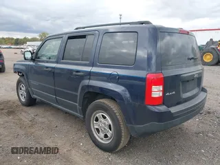 2012 Jeep Patriot Sport with VIN 1C4NJRBB4CD659072, listed as a IAAI auction lot 40584115 with 183,672 mi miles. Bid and sale history available at carsss.com. Image 3.