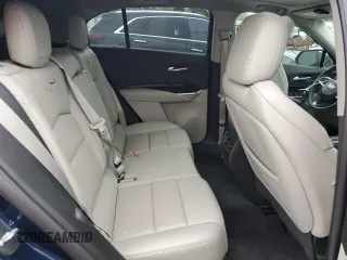 2021 Cadillac XT4 FWD Premium Luxury z VIN 1GYFZCR48MF056210, wystawiony jako Copart lot #45818245 z przebiegiem Nie podano mil oraz Nie do naprawy • Non repairable. Historia ofert i sprzedaży dostępna na DreamBid. Obrazek 11.
